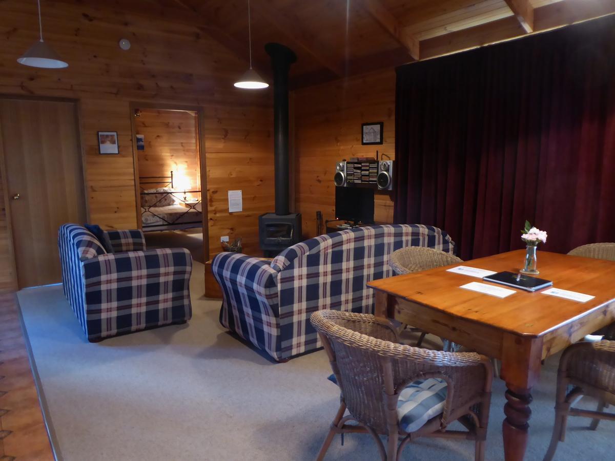 Molly'S Chase Bed and Breakfast Emu Flat Exteriör bild